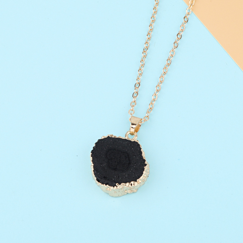 New Fashion Irregular Round Pendant Necklace Imitation Natural Stone Resin Retro display picture 3