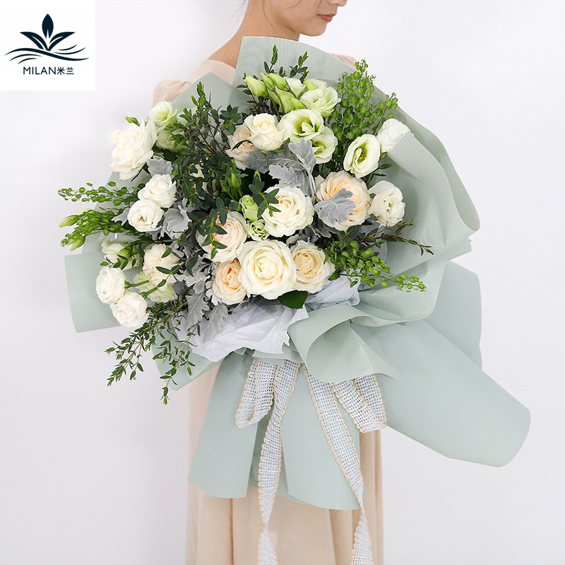 Papel de embalaje de estilo coreano Papel Kraft Papel de embalaje de flores a prueba de agua Ramo de rosas Embalaje monocromo Papel coreano normal papel de regalo