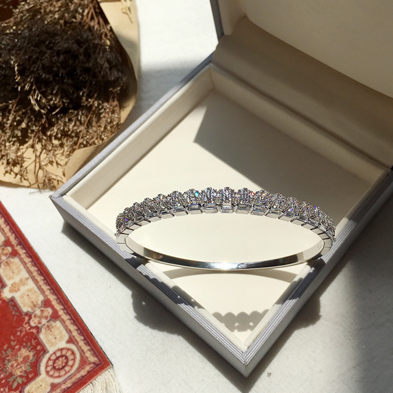Diamanten bloem armband voor dames luxe mode armband sieraden_voghion.com