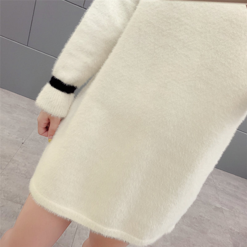 Pull femme en Faux velours - Ref 3414245 Image 16