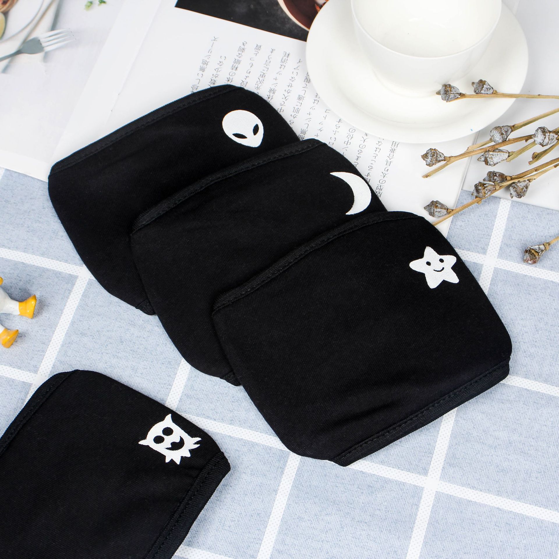 Fashionable breathable three dimensional disposable cartoon black…