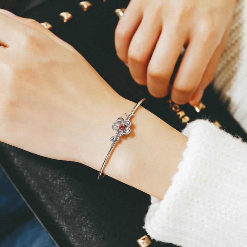 小雏菊手镯 韩版时尚流行女式小清新手环 白铜手镯厂家 菊花手镯