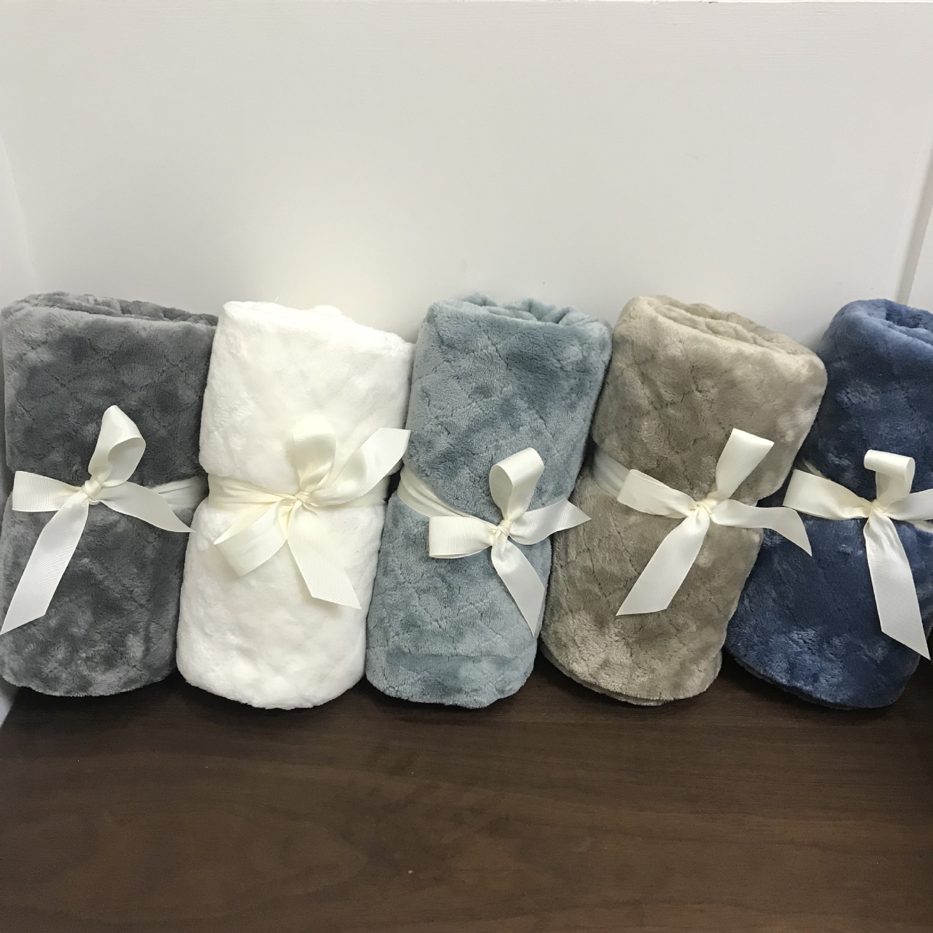 Foreign trade Ichiban Mesh Flannel Blanket sheet thickening Coral air conditioner Blanket sofa Leisure blanket Pet Blanket