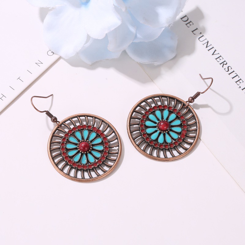 New Fashion Boho Fashion Retro Flower Round Hollow Earrings For Women Wholesale display picture 4