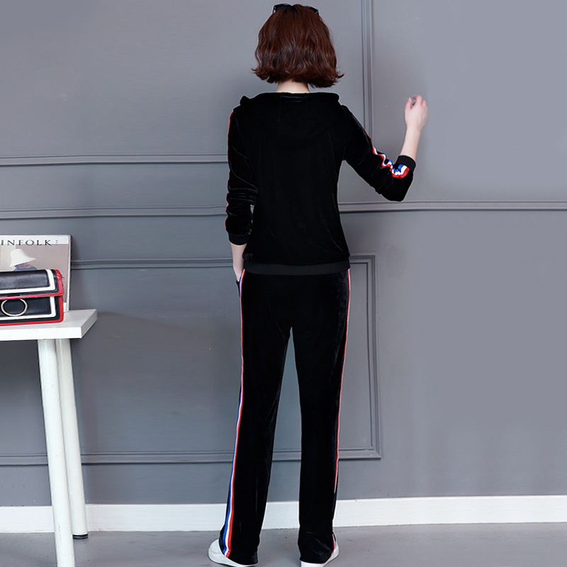 Costume femme en Velours d or - Ref 3333573 Image 3