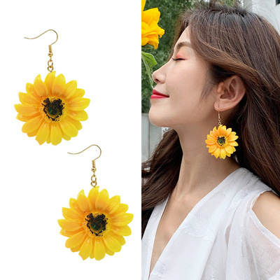 Acrylic sunflower chrysanthemum long sunflower earrings for women
