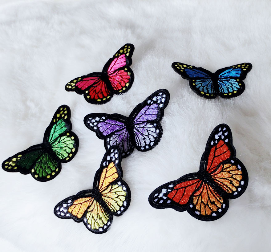 Girl ins butterfly pin embroidery fashio...