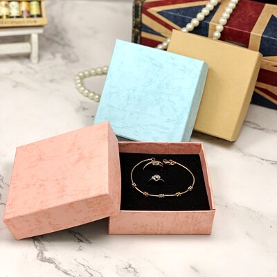 Manufacturers Spot Jewelry box Jewelry Pendant Bracelet box Boutique Use Packaging box 9*9cm Necklace box