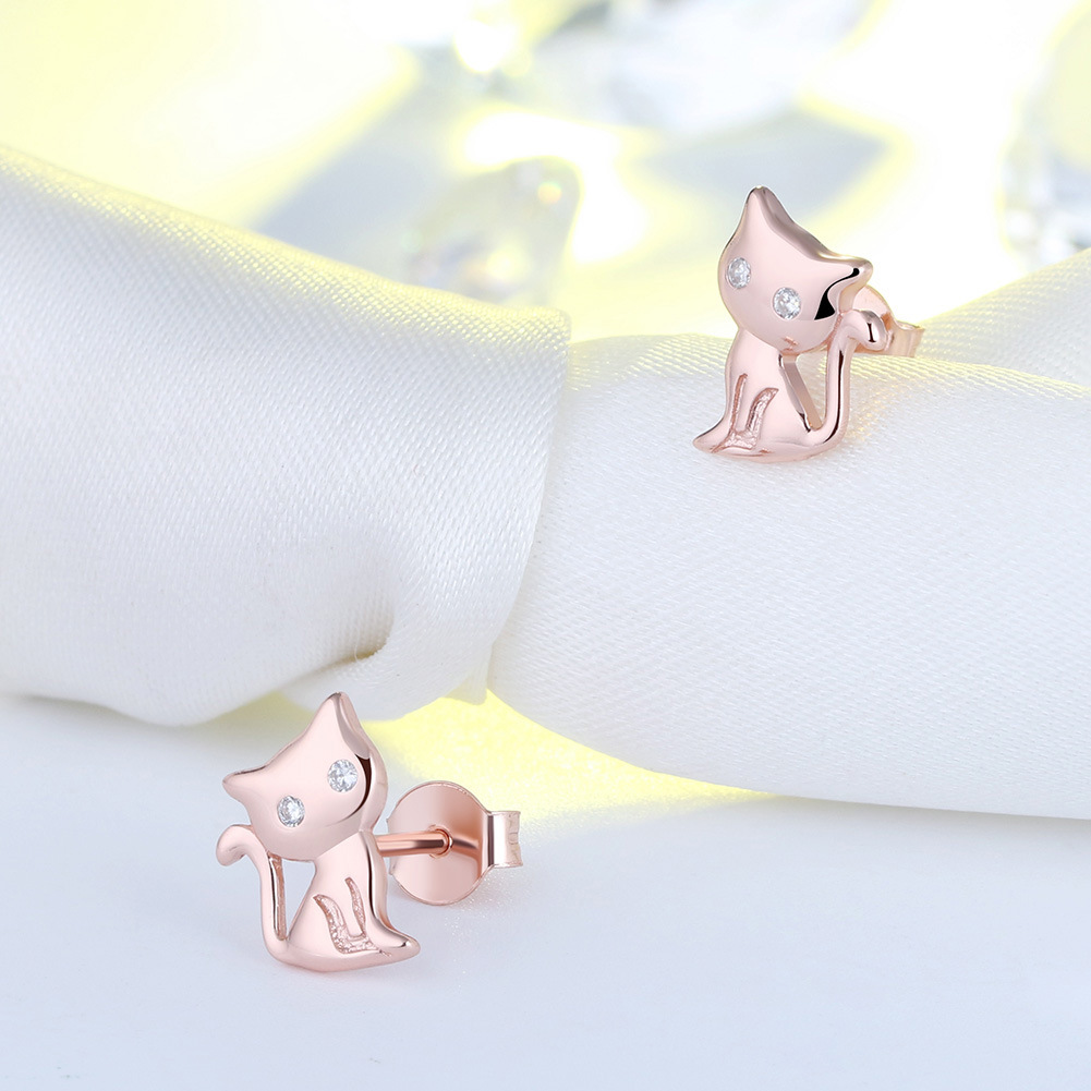 Daily Occasion 1 Pair 925 Sterling Silver Zircon Cat Ear Studs