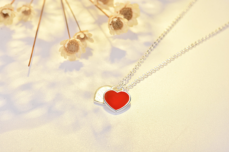 Elegant Heart Shape Copper Enamel Pendant Necklace display picture 5
