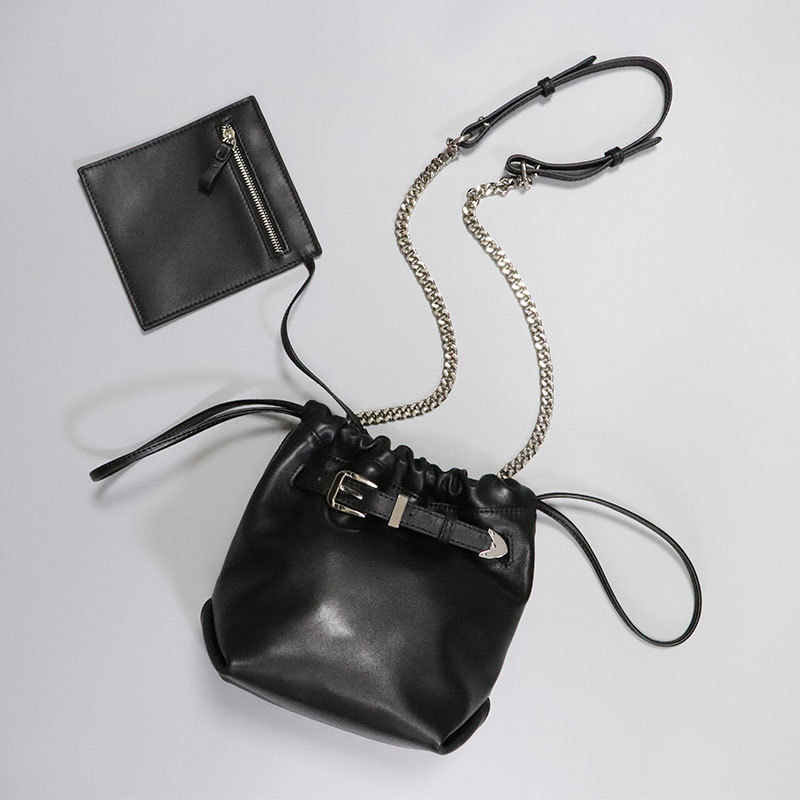 Drawstring chain Bucket bag 2019 new pattern Leather bag Diagonal package Autumn and winter Versatile genuine leather The single shoulder bag
