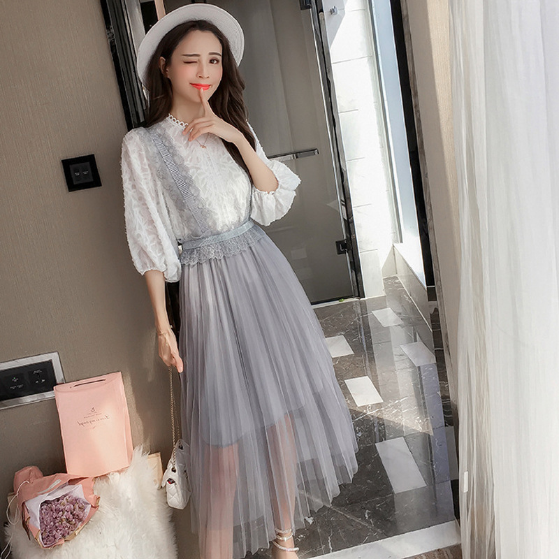 Costume femme en De la dentelle - Ref 3334603 Image 1