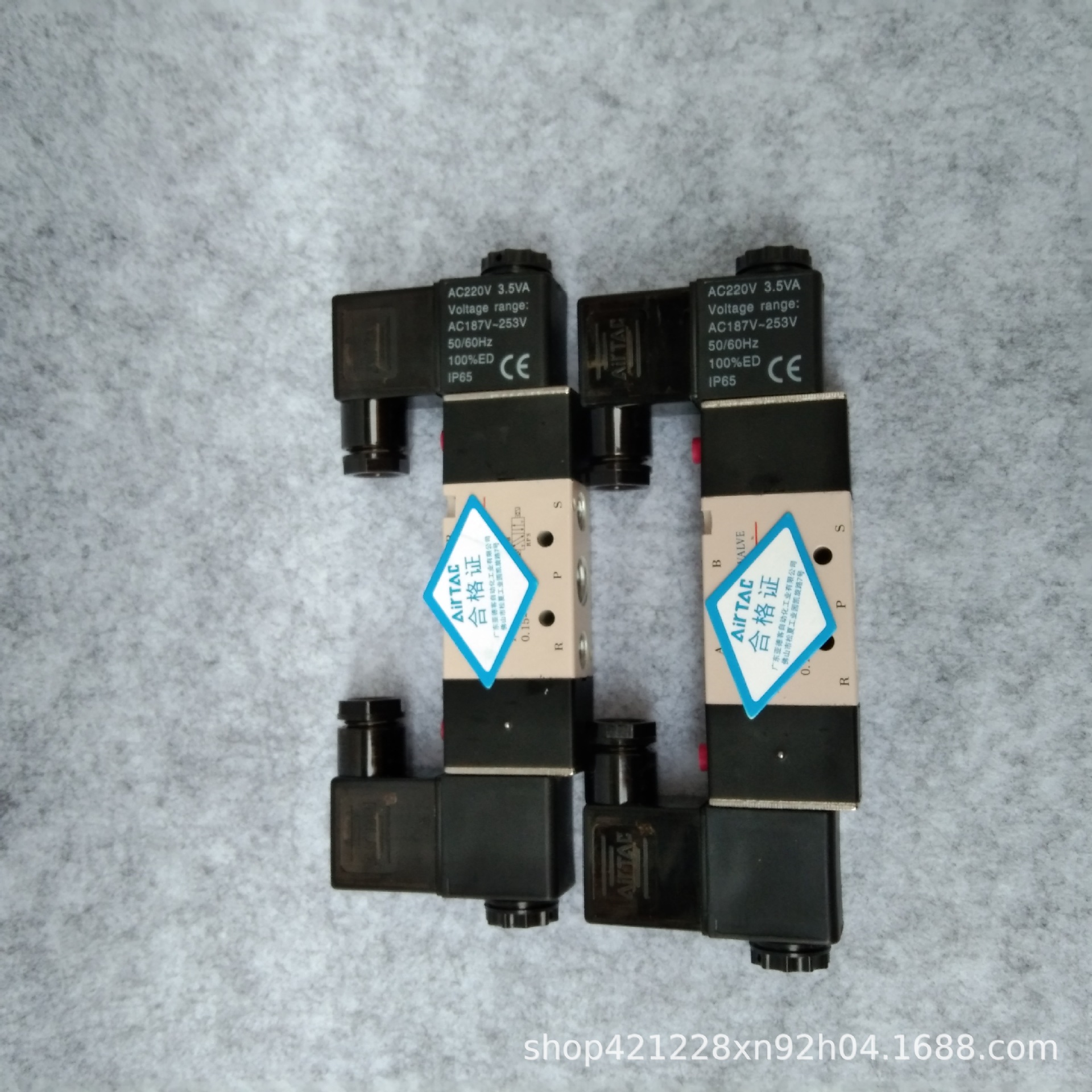 Original solenoid valve 4V110-06 4V210-08 4V310-10 4V410-15 AIRTAC