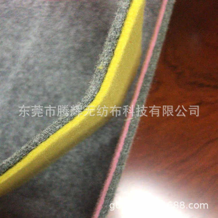 工厂供应黄色和黑色双面复合针刺无纺布黄黑正反双色针刺无纺布