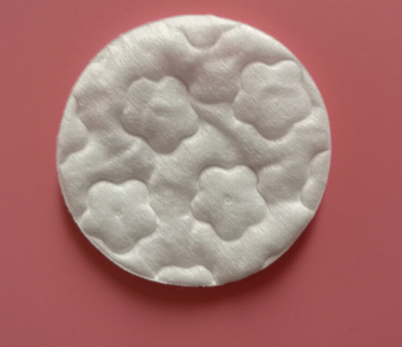 压满版花圆片卸妆棉机 一次性卸妆化妆棉片自动压花裁切机器