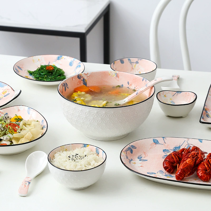 Чаша AiNi Ceramics Camellia — японский стиль, белая фактурная внешняя стенка, внутренняя розовая цветочная отделка, размеры 21.9×19.3×6 см