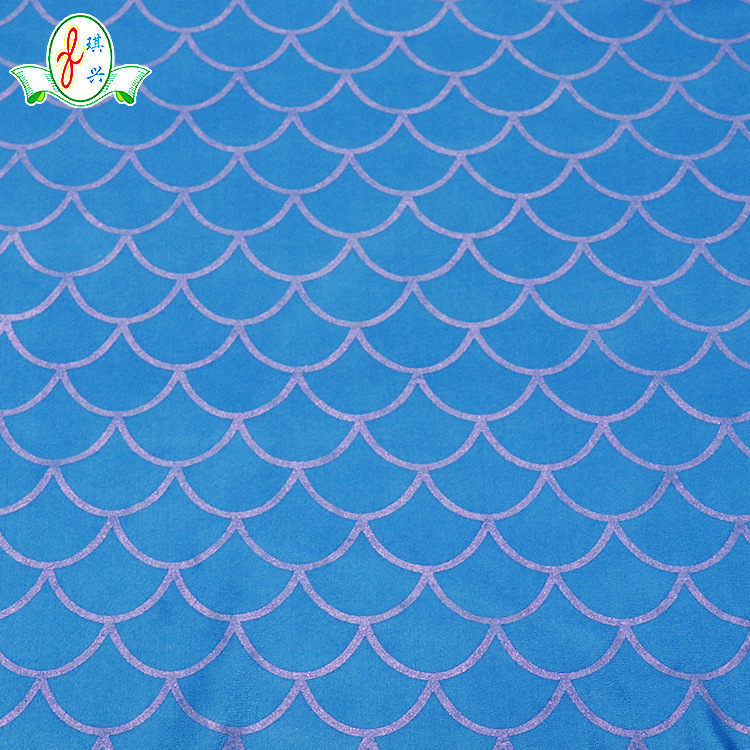 厂货供应QX1517酸性数码印花 19%氨纶81%尼龙鱼鳞变色龙泳衣面料