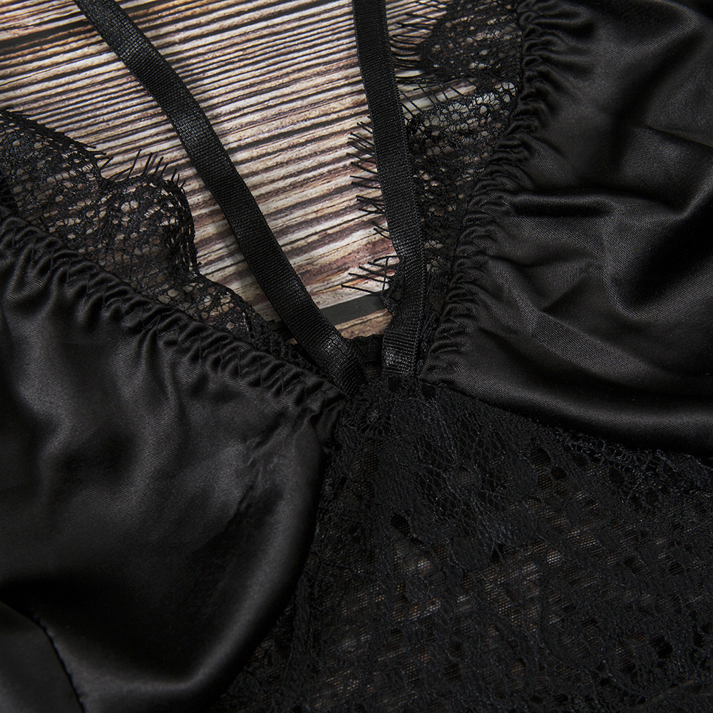 8995533748_442245048