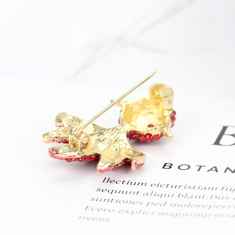 Fashion Cute Goldfish Brooch Boutique Animal Corsage Pins display picture 4