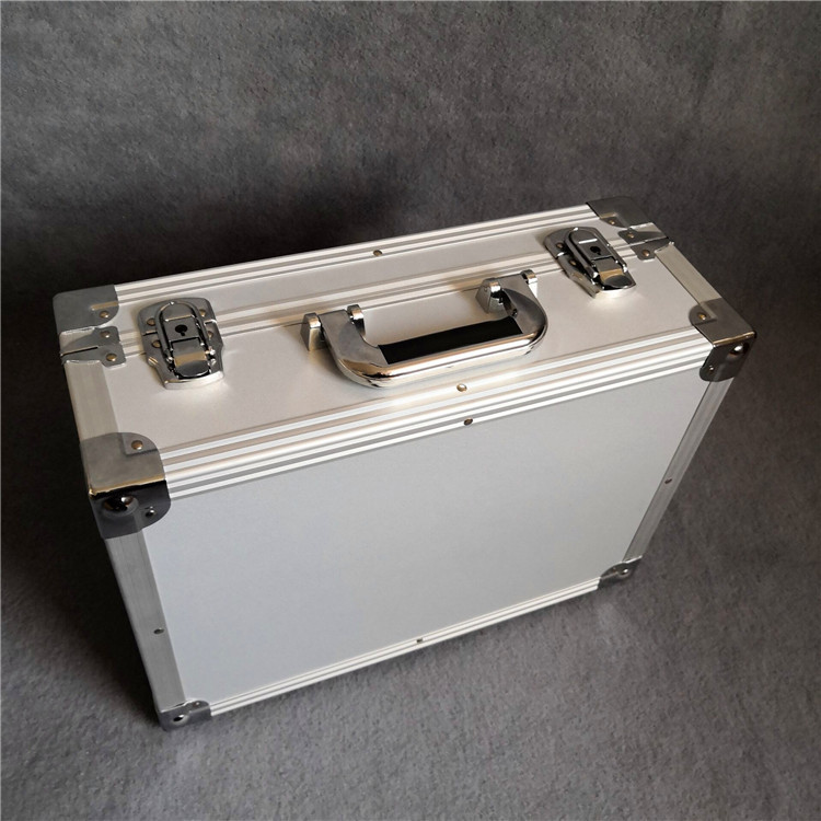 厂家出售家用铝合金工具箱、应急设备救援铝合金箱接收定 制