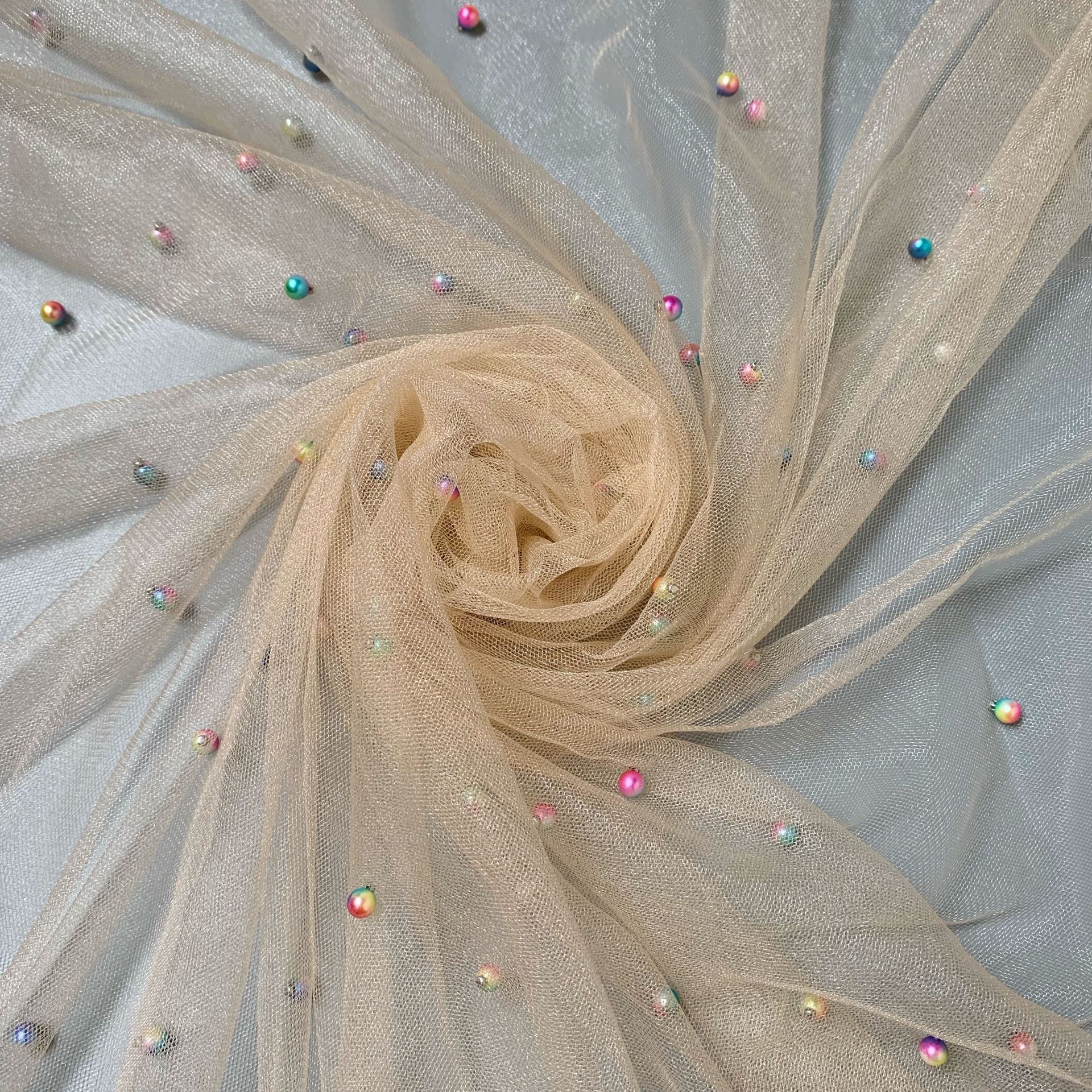 Malla de estilo elegante post-procesamiento de tela con cuentas tridimensionales tela de Hanfu de malla de perlas de colores tridimensionales para mujer
