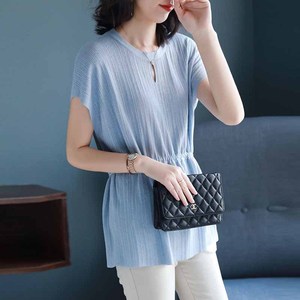 Round collar hollow bat sleeve knitted T-shirt loose women’s wear