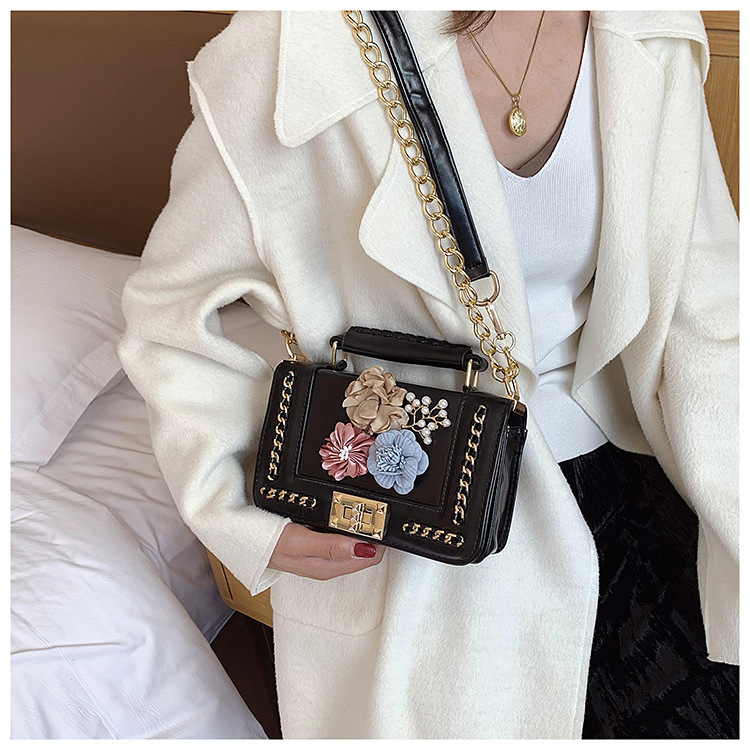 Fashion Handbag Color Flower Pearl Small Square Bag Shoulder Diagonal Bag display picture 51