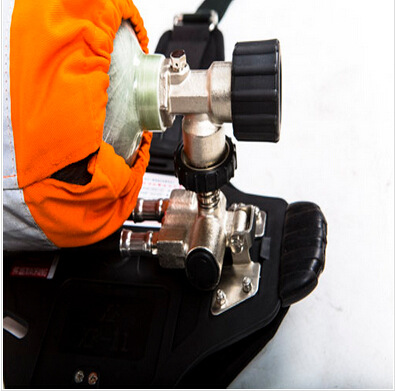 正压式消防空气呼吸器 氧气空呼碳纤维6.8l/30自给便携式 面罩