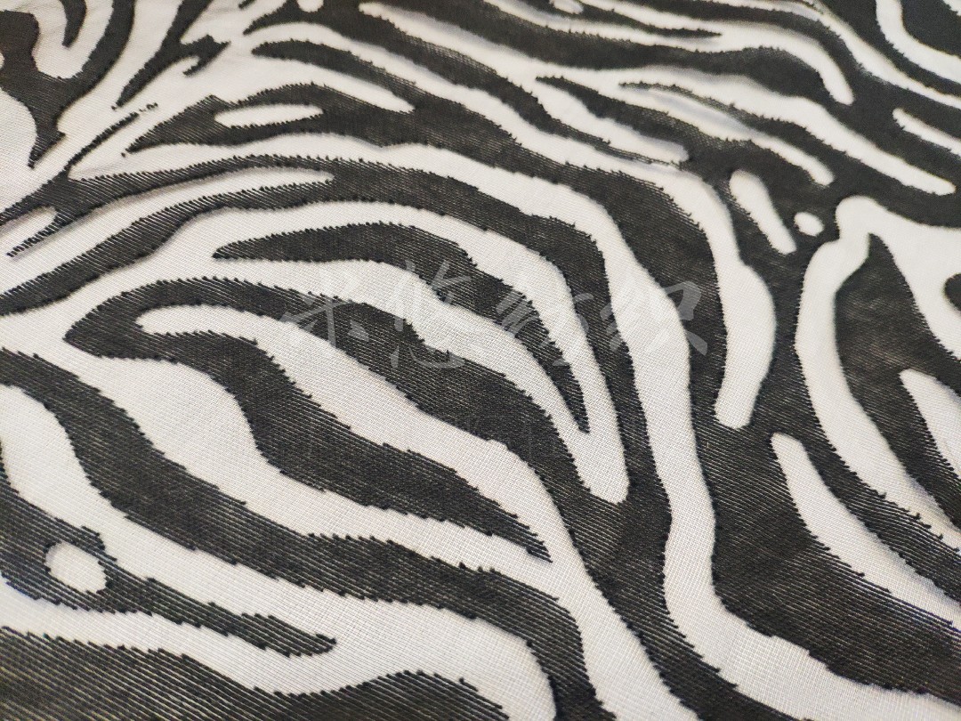 春夏新款 动物斑马纹烧花面料 轻薄透气 厂家直销 镂空 烧花提花