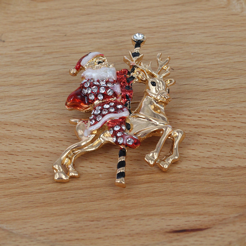 Christmas Brooch Santa Claus Riding Deer Brooch With Diamond Drop Oil Gift Brooch display picture 4