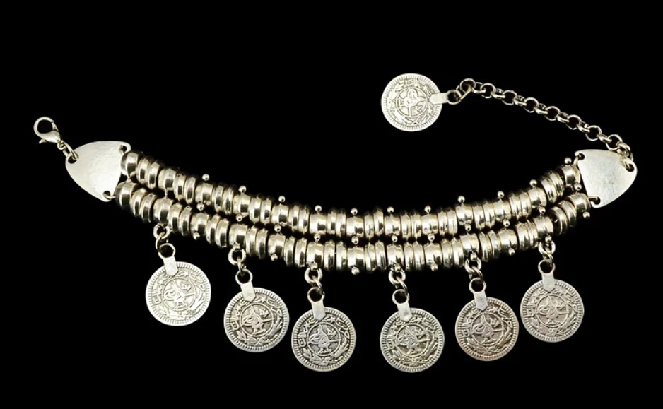 Ethnic Style Coins Alloy Charm Plating Women's Bracelets display picture 3