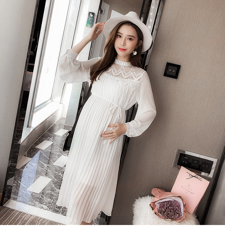 Maternity Dress Image 7