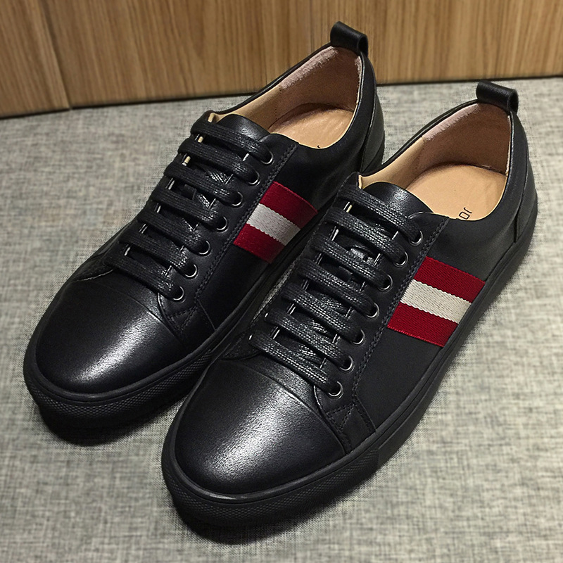 Kişi ağ dəri idman ayaqqabısı, gündəlik casual sneaker