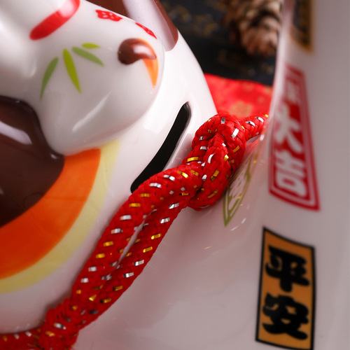 Long tail cat lucky cat large ornament Caiyuan Guangjin store opening gift ceramic cat gold luck lucky cat