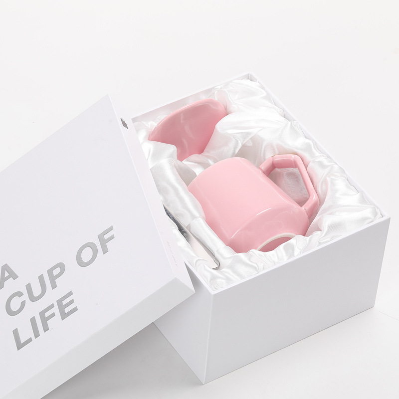 Taza de oro, taza de cerámica, taza de café, taza de agua, con tapa sin agujeros a prueba de polvo, cuchara, posavasos, LOGOTIPO tallado