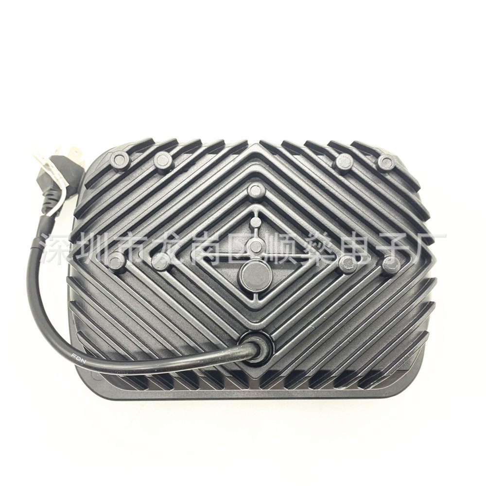 New car LED light motorcycle headlight 7-inch 90W spotlight far and near light belt daytime running light modified car light
