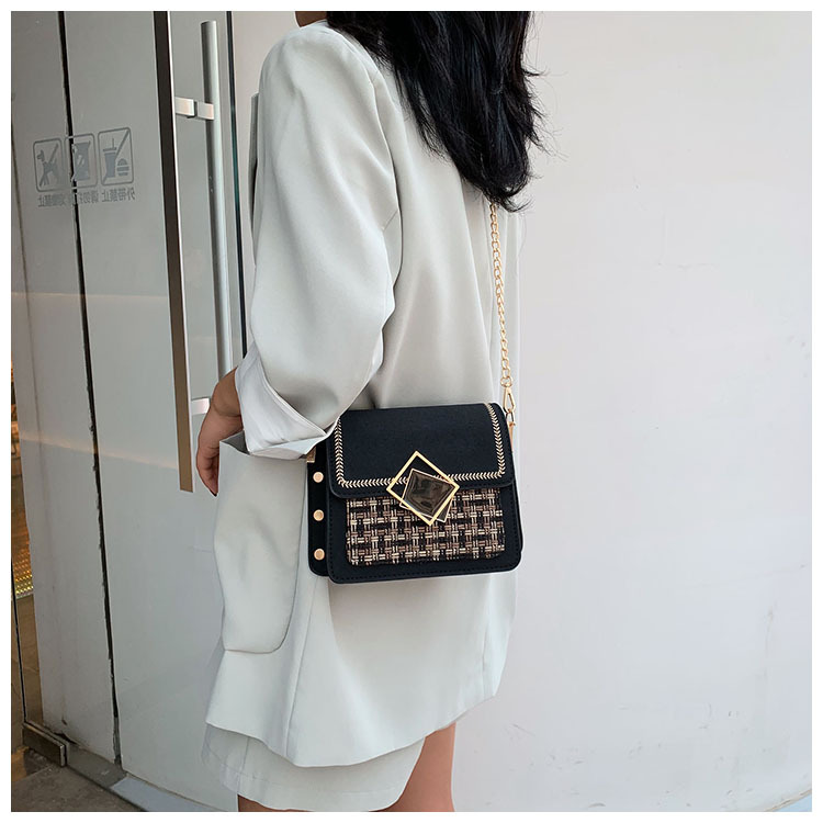 Crossbody Phone Bag Image 3