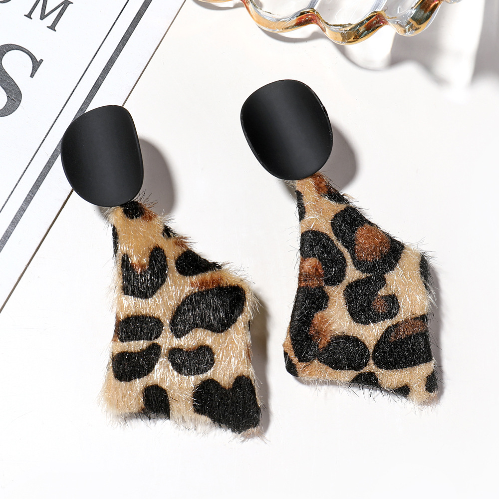 trend fashion  leopard print plush Korean  long earrings for womenpicture3