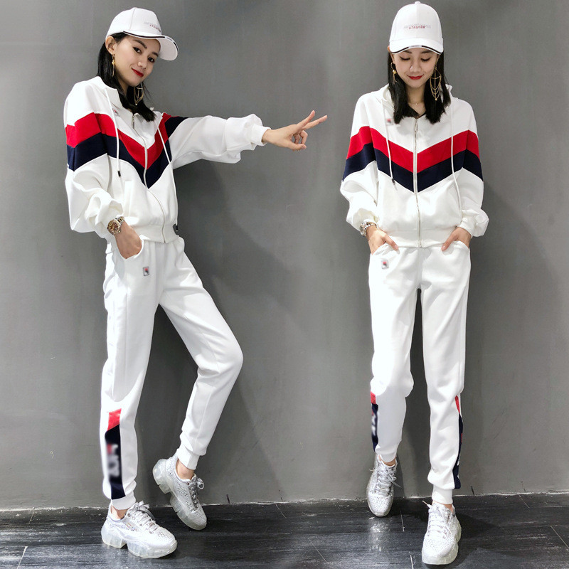 Costume femme en Mélange de fibres chimiques - Ref 3334969 Image 1