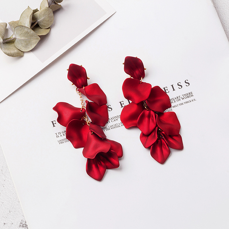 Korea Sexy Red Rose Petal Tassel Rhinestone Metal Earrings display picture 9