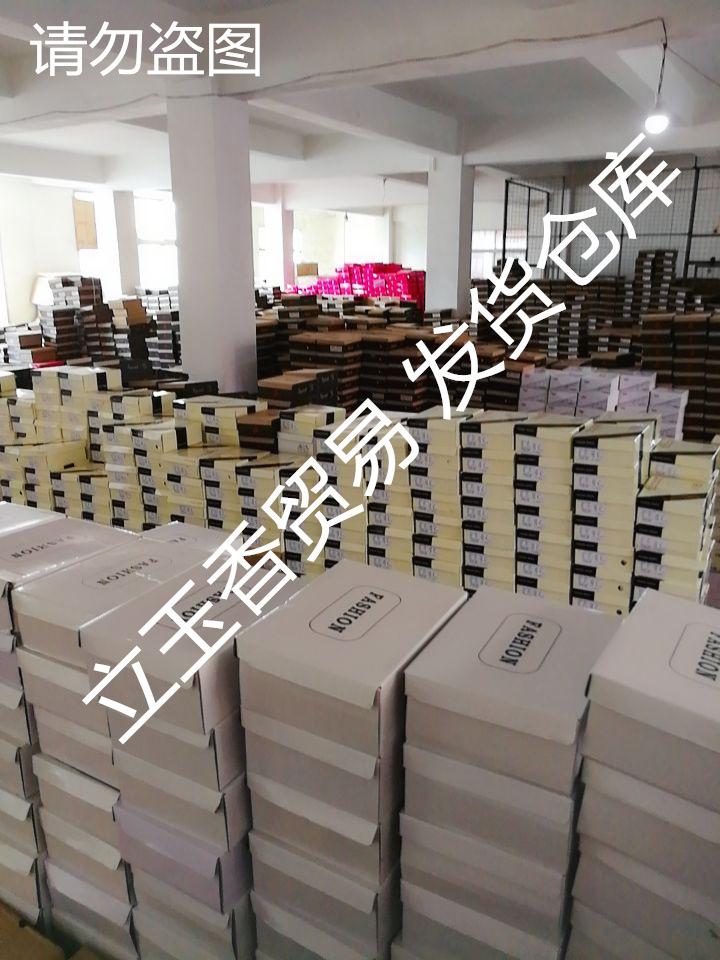 12F960FB18B01815BBF46FBA4AF65D