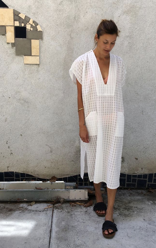 C1075-white_1024x1024_conew1