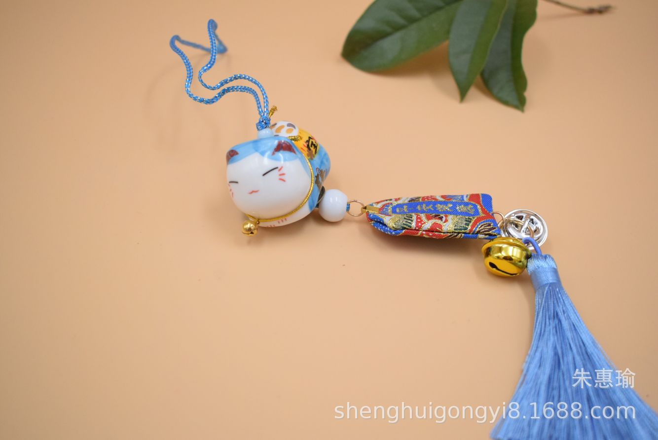 ADE7B742F299B6BD8C3991B3AE32B1