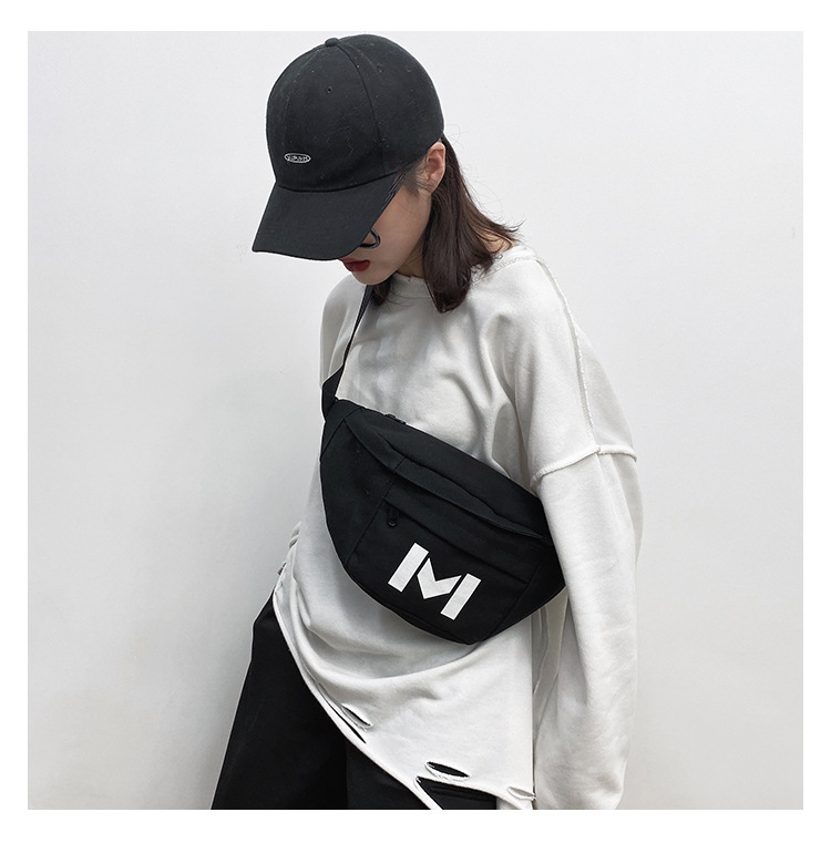 Koreanische All-match-canvas-brusttasche Für Studenten Im Ins-stil, Japanische Harajuku-straße Im Harajuku-stil, Ulzzang-freizeit-umhängetasche Für Frauen display picture 2