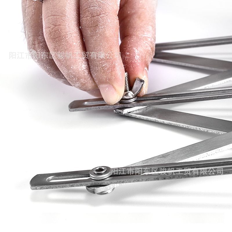 Retráctil multi-rueda Barra de aceite cuchillo de acero inoxidable Barra de aceite cuchillo de hornear herramienta cuchillo de pizza manual de la torta dispensador