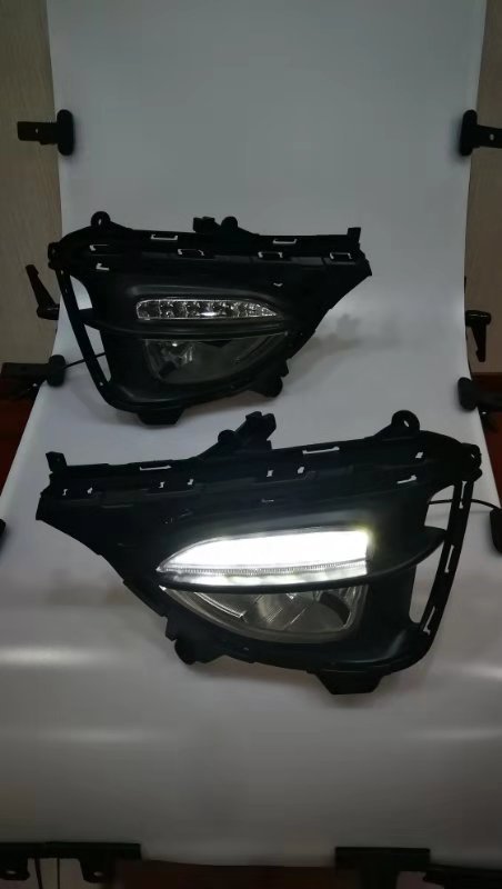 Aplicable a 18 moderno I20 Luz de marcha diurna 19 moderno I20 conducción diurna luz exterior Luz de niebla Marco de modificación