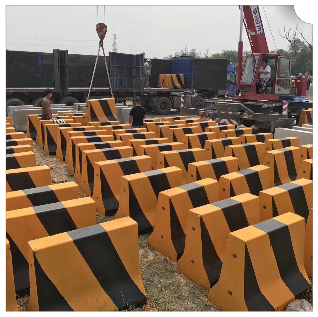 北京恒泰现货供应各规格道路交通水泥墩  交通墩  隔离墩 防护墩