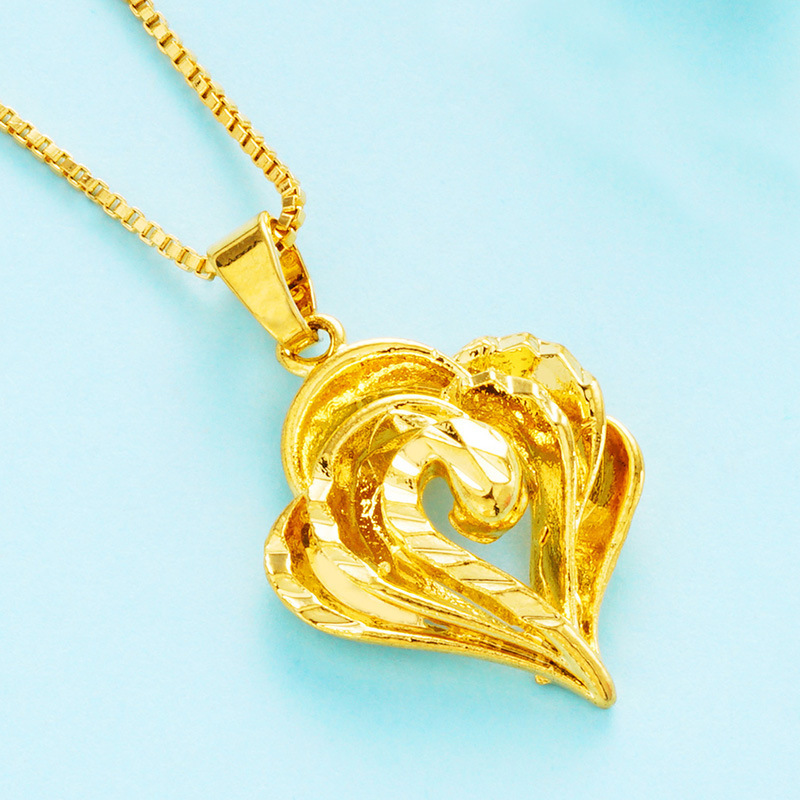 Accesorios transfronterizos nuevo Vietnam oro melocotón corazón colgante mujer Europea oro amor collar imitación oro joyería de la boda