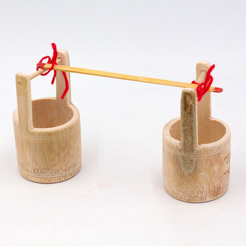 Wholesale of bamboo tourism crafts, natural bamboo water bucket, mini bamboo bucket and shoulder pole model toy