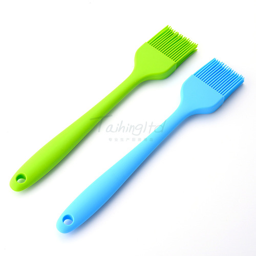 Thickened all-in-one large silicone oil brush 26cm barbecue brush oil brush silicone sweeper multi-color optional
